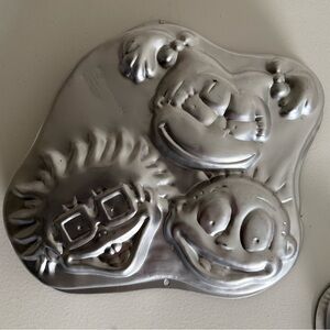 Wilton Rug Rats Character Cake Pan